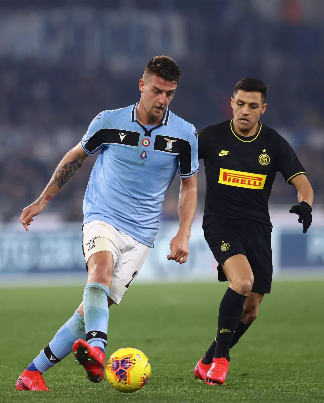 后防线的压 后防线的压